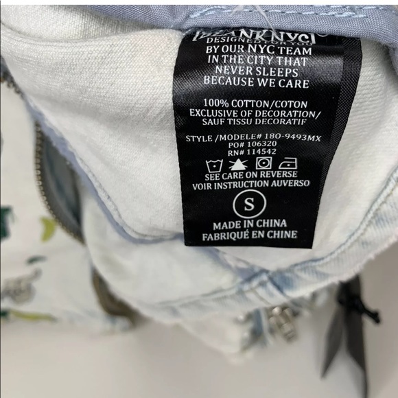 BlankNYC Denim Sitting Pretty Floral Moto Jacket - Picture 9 of 11